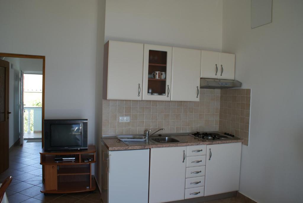 Apartments Jurjevic Petrčane Habitación foto